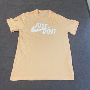 Nike shirt medium